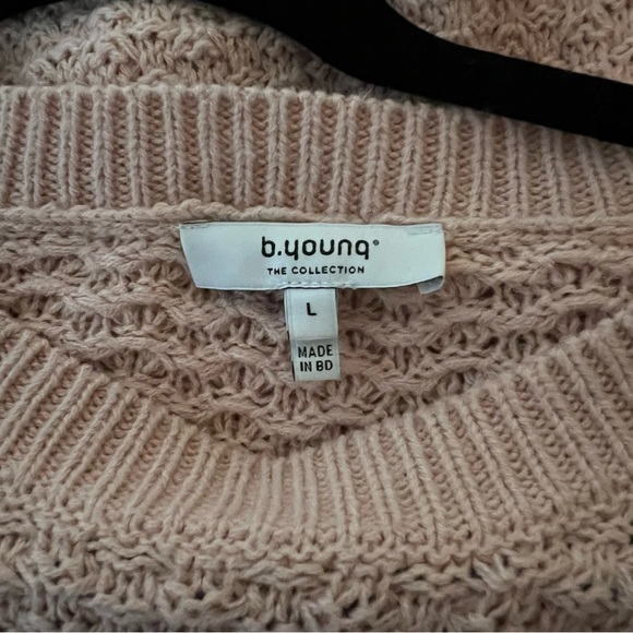 b.young Loose Knit Mara Long Sleeve Top sweater with side button detail large - Picture 7 of 10